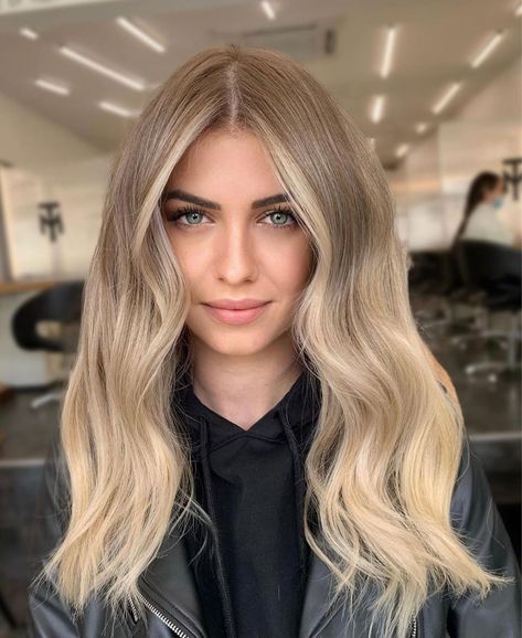 Wedding Hair Colors, Dark Blonde Hair Color, Ash Blonde Hair Colour, Neutral Blonde, Ash Blonde Balayage, Blonde Hair Color Ideas, Balayage Hair Dark, Ash Blonde Hair, Blonde Hair Inspiration