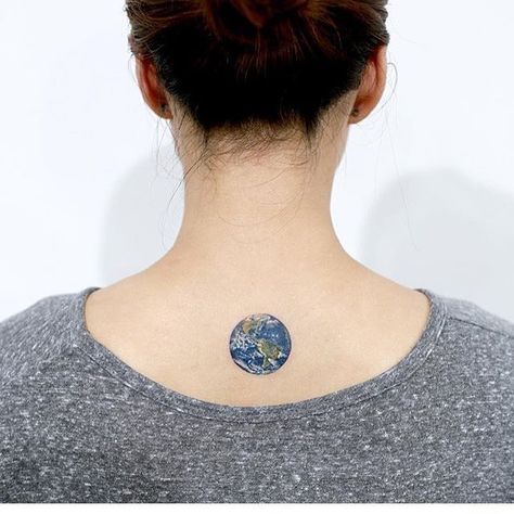 Earth Tattoos, Circular Tattoo, Earth Tattoo, Tato Minimal, Circle Tattoos, Sharpie Tattoos, Galaxy Tattoo, Small Pretty Tattoos, Petite Tattoos