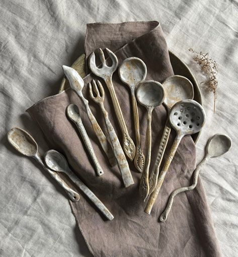 ceramic spoon set pottery rustic fork & knife ceramic handmade pottery stoneware Japanese spoons gift for her kitchen pottery cutlery set Ceramic Silverware, Clay Cutlery, Pottery Utensils, Ceramic Utensils, Japanese Ceramics Pottery, Kitchen Pottery, Ceramic Cutlery, Pottery Stoneware, Spoon Gifts