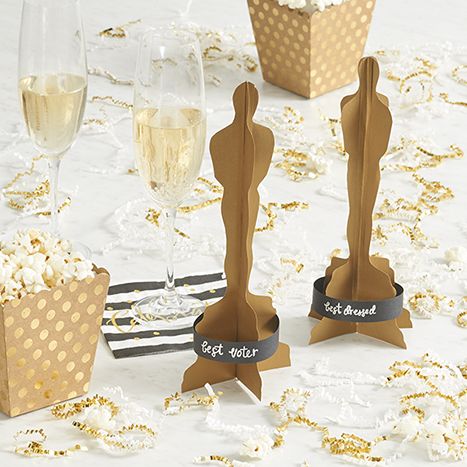 Oscar Party Table Decorations, Oscar Statue Template, Oscar Party Ideas Decoration, Diy Hollywood Decorations, Hollywood Party Ideas Decoration, Oscar Themed Party, Oscar Party Decorations, Oscar Statue, Oscars Award