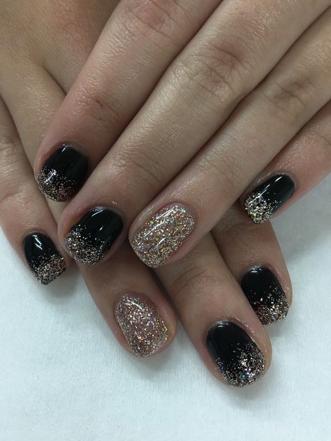 Black & Light Elegance Champagne Glitter Ombré Holiday New Years Gel Nails New Year's Nails Glitter, Short Gel Nails New Years, New Years Nails Short Gel, Gel Nails New Years, Winter Glitter Gel Nails, Nails For Nye, New Year’s Eve Gel Nails, New Years Manicure, New Years Nails Black