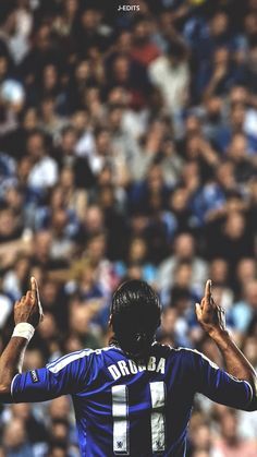 Drogba Chelsea Wallpapers, Drogba Wallpaper, Chelsea Fc Wallpapers, Funny Man Pictures, Chelsea Football Club Wallpapers, Germany National Football Team, Formula 1 Iphone Wallpaper, Chelsea Fc Wallpaper, Soccer Images