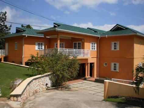 Highly spacious house for rent in Red Hills Road, Kingston Large Primary Bedroom, Primary Bedroom Suite, Jamaica Country, Apt For Rent, Kingston House, Entertainment Rooms, Spacious House, Covered Patios, Kingston Jamaica