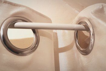 How to Determine Width for Grommet Curtains Curtain Rod Size Guide, Grommet Curtains Living Room, Diy Eyelet Curtains, Living Room Minimal, No Sew Curtains, Window Curtain Rods, Curtains Width, Vinyl Decor, Curtain Sizes