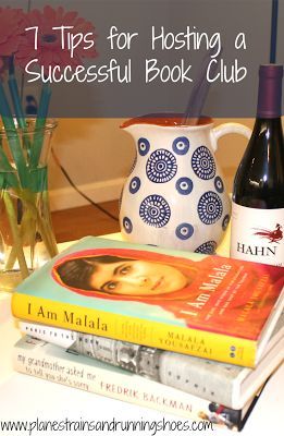 7 Tips for Hosting a Successful Book Club Book Club Ideas Hosting, Womens Book Club, Book Club Ideas, Writing Club, Book Club Parties, Book Club Questions, Book Club Reads, Starting A Book, Book Club Meeting