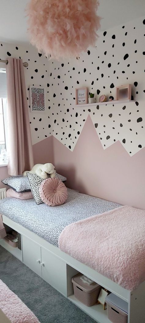 Dalmatian Bedroom, Girls Dressing Room, Autumn Room, Big Girl Bedrooms, Toddler Girl Room, Kids Bedroom Inspiration, Dalmatian Print, Kids Room Inspiration, Girly Room