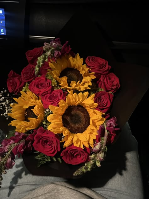 sunflower and rose bouqet of flowers Flower Bouquet Sunflower And Rose, Roses Sunflower Bouquet, Sunflower Roses Bouquet, Roses And Sunflowers Bouquet, Sunflower And Roses Bouquet, Rose And Sunflower Bouquet, Sunflower Bouquet Aesthetic, Sunflower Rose Bouquet, Sunflower And Rose Bouquet