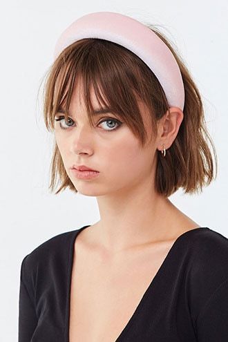 Velvet Padded Headband Hairstyles Headband, Hairband Hairstyle, Short Hair Accessories, Short Hair Updo Tutorial, Headbands For Short Hair, Headband Outfit, Padded Headband, Fringe Hairstyles, Fancy Hairstyles