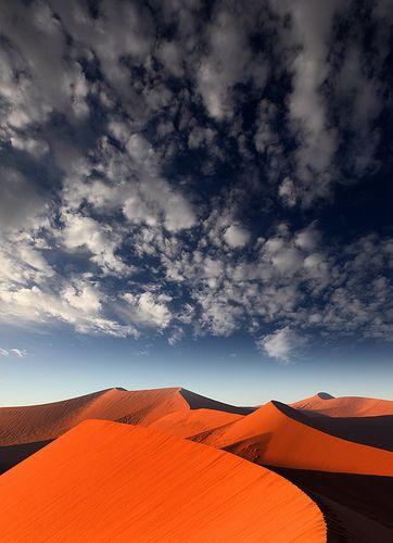 Namibia, Sossusvlei Sunrise With Clouds, Sossusvlei Namibia, Arts And Crafts Bungalow, Arts And Crafts Interiors, Africa People, Desert Area, Desert Dunes, Arts And Crafts For Teens, Namib Desert