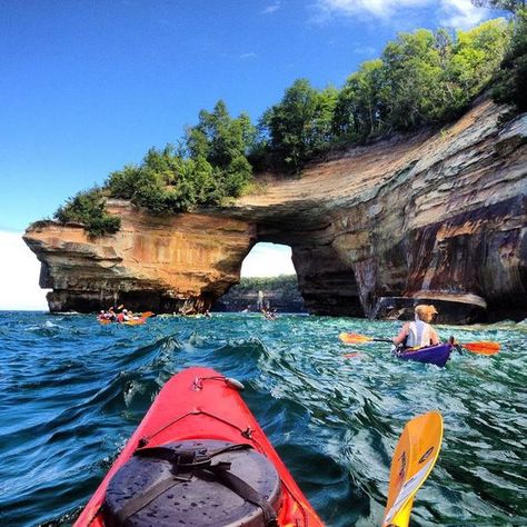 Michigan Bucket List, Pictured Rocks, Pictured Rocks National Lakeshore, Michigan Vacations, Michigan Travel, Pure Michigan, To Infinity And Beyond, Lake Superior, North Dakota