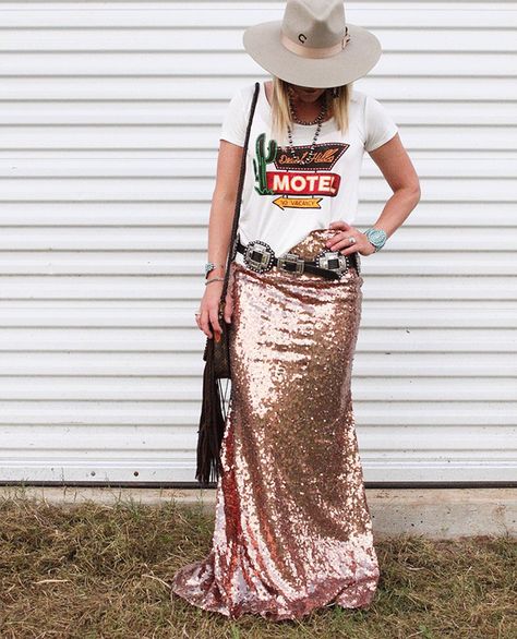 Western Glam Outfit, Sequin Skirt Outfit, Nfr Outfits, Nfr Style, Farm Fashion, Western Glam, South Point, Nfr Fashion, Country Attire