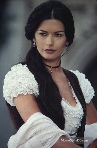 The Mask Of Zorro - Publicity still of Catherine Zeta-Jones Mask Of Zorro, The Mask Of Zorro, Zeta Jones, Cool Winter, Catherine Zeta Jones, Swansea, Jolie Photo, The Mask, Indiana Jones