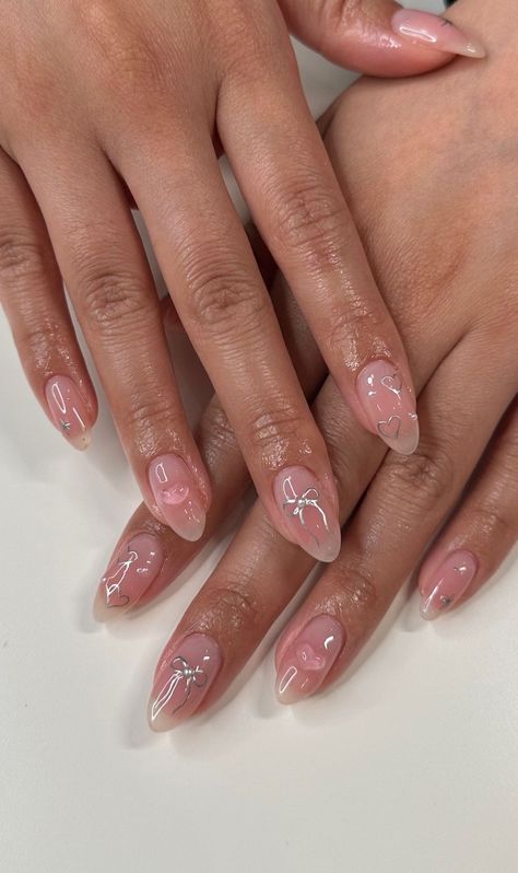 Acrylic Nails Korean Aesthetic, Dip Powder Nails Korean, Japanese Gel Nails Simple, Korean Nail Inspo Almond, Nail China Style, Black Pink Nails Kpop, Nails For Japan, Soft Nails Aesthetic, Almond Nails Coquette