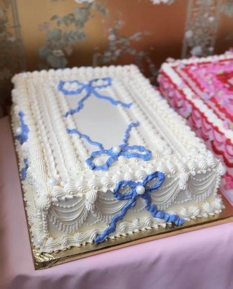 Rectangle Cake Aesthetic, Pretty Rectangle Cakes, Sheet Cake Aesthetic, Vintage Cake Rectangle, Square Tier Cake, Pink Sheet Cake, Square Rosette Cake, Vintage Piped Cake, Sheet Cakes Decorated