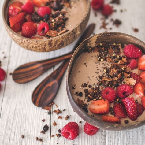 Peanut Butter Smoothie Bowl, Resep Smoothie, Peanut Butter Smoothie, Raspberry Smoothie, Smoothie Bowl Recipe, Banana Smoothie, Fruit Smoothies, Bowls Recipe, Smoothie Bowl