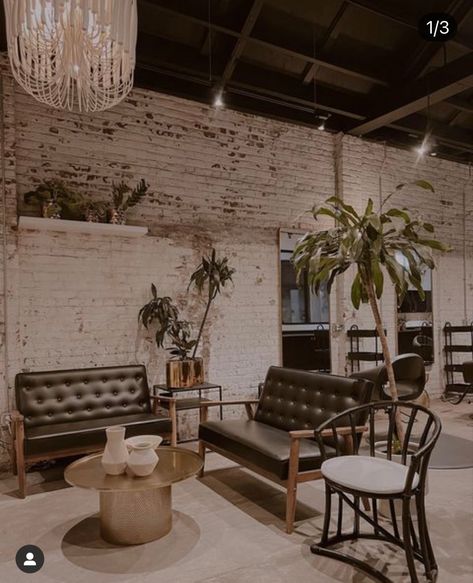 Industrial Hair Salon Decor, Rustic Waiting Area, Booth Rental Ideas Salon Decor, Salon Interior Design Waiting Area, Hair Salon Lobby Waiting Area, Hair Salon Lounge Area, Modern Salon Waiting Area, Barn Hair Salon, Black Boho Salon