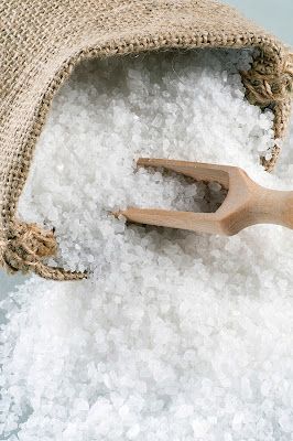 Epsom Salt Recipes, Homemade Epsom Salt, Homemade Bath Salts Recipe, Epsom Salt Scrub, Epsom Salt Benefits, Salt Recipes, Bath Salts Recipe, Epsom Salt Bath, No Salt Recipes