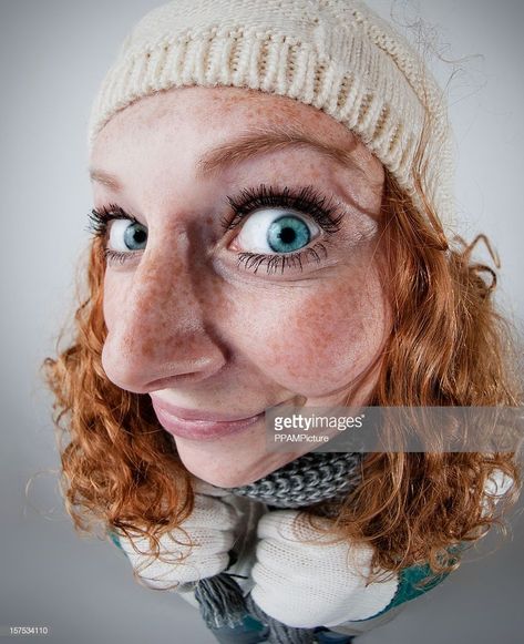 Fisheye Person Drawing, Face Perspective Reference Photo, Fisheye Face Reference, Fisheye Perspective Drawing Face, Fish Eye Close Up, Fish Eye Face Perspective, Fish Eye Portraits, Fisheye Lens Portrait, Perspective Photography People Angles