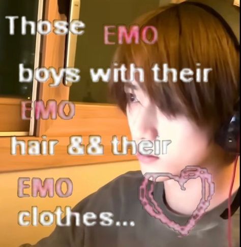 Txt Emo Icons, Beomgyu Meme, Emo Txt, Emo Beomgyu, Emo Pop, Txt Meme, Boy Meme, Txt Icon, Txt Memes