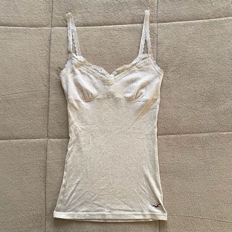 Y2K 2000s Off White Dainty Lace Trim Angelcore Coquette Cottagecore Holister Cami Tank Top #y2k #2000s #Hollister #coquette #angelcore #2000sfashion #y2kfashion #dainty White Tank Top Coquette, White Top Y2k, White Lacy Tank Top, White Y2k Tank Top, White Tank Top Aesthetic, 1990 Clothes, Y2k Tank Top Outfit, Lace Cami Top Outfit, Lace Cami Y2k