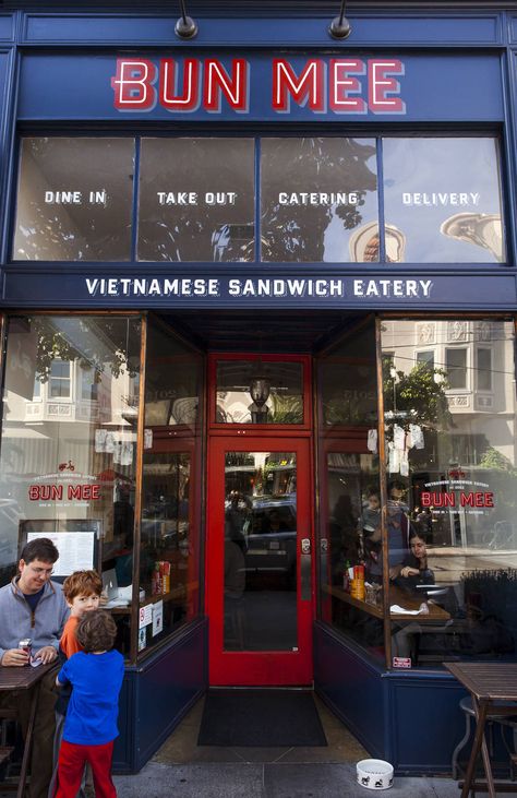 USA SF Pacific Heights mb Restaurant Facade, Vietnamese Sandwich, Restaurant Signage, Restaurant Exterior, Storefront Design, Exterior Signage, Vietnamese Restaurant, Hal Decor, Shop Front Signage