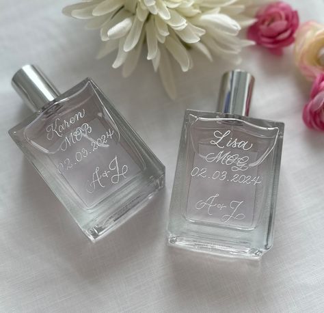 Perfume Engraving, Gift To Mom, Bridal Party Gifts, Perfume Bottle, Wedding Favors, Mother Gifts, Wedding Inspo, Bridal Party, Wedding Gifts