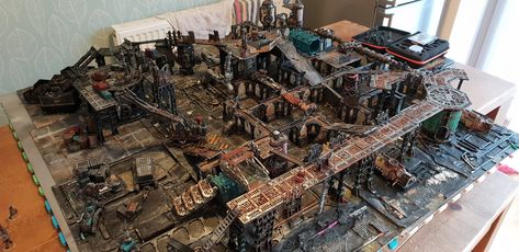 Grudgingly Read: Necromunda configurable boards Terrain Map, Wargaming Table, 40k Terrain, Warhammer Terrain, Game Terrain, Wargaming Terrain, Game Pictures, Favorite Hobby, Table Games