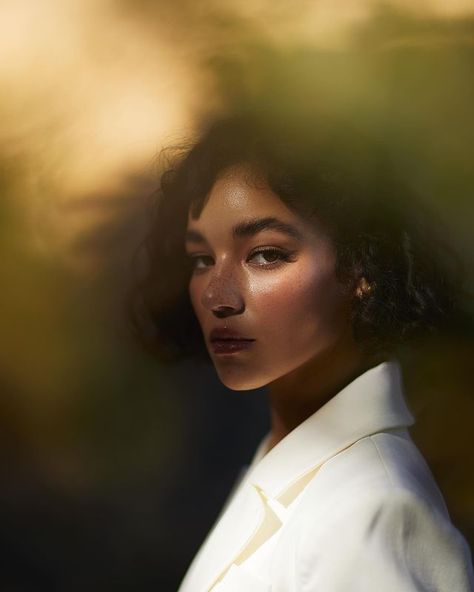 Tashi Rodriguez (@tashimrod) • Photos et vidéos Instagram Tashi Rodriguez, Ethereal Photography, Shots Photography, Dreamy Photography, Dark Theme, Portrait Photoshoot, Beach Portraits, Outdoor Portraits, Female Portraits