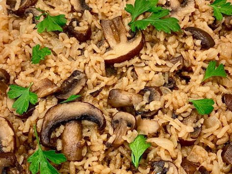 Rice With Beef Consommé, Recipes With Beef Consomme, Consommé Rice, Beef Consomme Rice, Consomme Rice Recipe, Beef Consomme Recipe, Mushroom Rice Casserole, Beef Consomme, Consomme Recipe