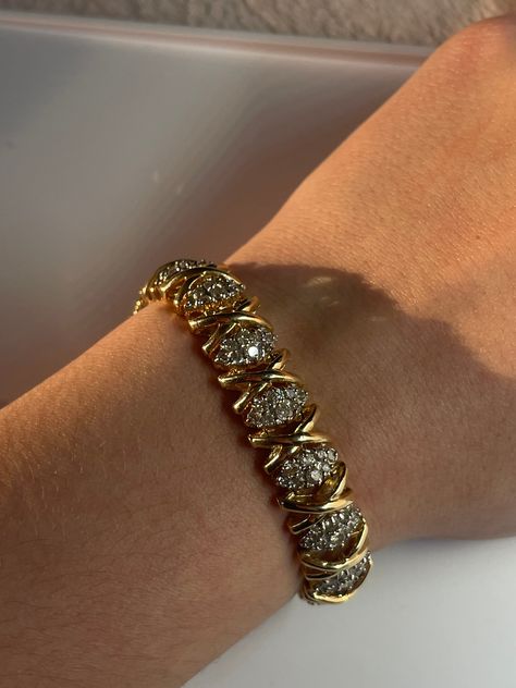 Vintage Gold Diamond Bracelet, Vintage Bracelets Gold, Chained Bracelet, Simple Jewelry Earrings, Gold And Diamond Bracelet, Bracelet Or, Vintage Gold Bracelet, 1980s Jewelry, Dope Jewelry Accessories