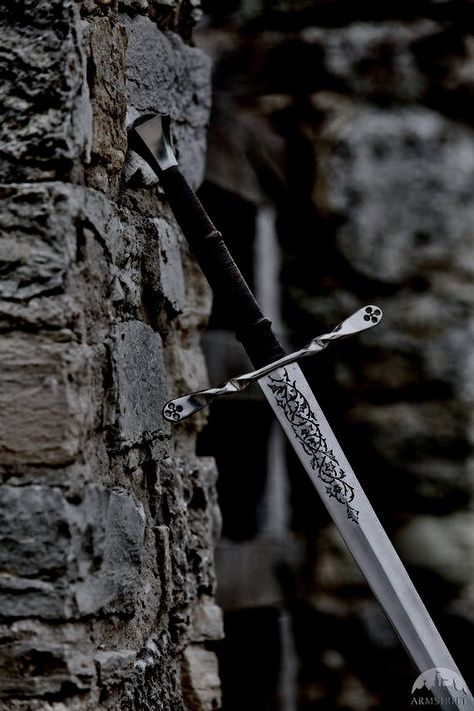 Medieval Aesthetic, Royalty Aesthetic, Swords Medieval, Fantasy Story, Fantasy Novel, Crescent City, Fantasy Aesthetic, + Core + Aesthetic, Aesthetic Images