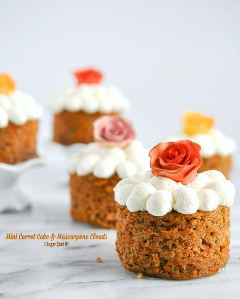 Mascarpone Clouds Mini Carrot Cake - I Sugar Coat It Wedding Cake Fillings, Carrot Cake Topping, Cake Presentation, Mini Carrot Cake, Mini Carrots, Delicious Cupcakes, Sprinkle Cupcakes, Coconut Whipped Cream, Wedding Cakes Vintage