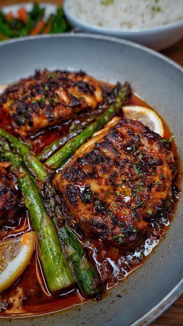 Spicy Garlic Butter Sauce, Cod Filets, Fish And Rice, Fish Filet, Cod Recipe, Meals To Cook, Fish Ideas, Garlic Butter Sauce, Food Motivation