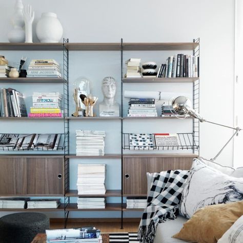 Instagram has a lot to answer for. String Shelf, String System, Modular Shelving, Living Room Scandinavian, Shelving Systems, Living Room Storage, 인테리어 디자인, Scandinavian Design, Interior Inspiration