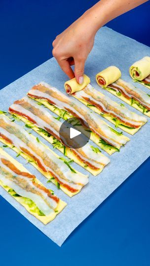 Puff Pastry Bacon, Puff Pastry Ingredients, Healthy Food Art, Individual Appetizers, Edible Fruit Arrangements, Appetizing Tv, Puff Pastry Appetizers, Pastry Appetizer, Pinwheel Recipes