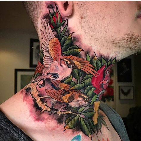 Incredible #necktattoo by talentef @crispylennox 👌🙌👏 Tattoo Sonne, Neo Tattoo, Side Neck Tattoo, Throat Tattoo, Minimal Tattoo Design, Tattoos For Women Half Sleeve, Neck Tattoo For Guys, Geniale Tattoos, Tattoo Magazines