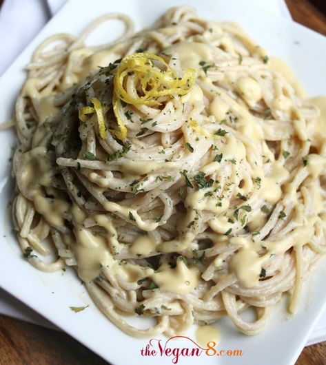 The best vegan garlic alfredo sauce as rated by readers! So easy and just 7 ingredients and so creamy delicious! Totally dairy-free and oil-free! #vegan #alfredo #sauce Garlic Alfredo Sauce, Vegan Alfredo Sauce, Vegan Alfredo, Vitamix Recipes, Alfredo Sauce Recipe, Vegan Inspiration, Vegan Sauces, Cooked Veggies, White Plate