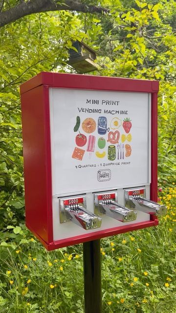 anastasia inciardi on Instagram: "My mini vending machine!!!!!!!!! 🍅🫒🥨🥒🥯🍓🍳 #linocut" Art O Mat, Mini Vending Machine, Art Fair Booth, Experiential Art, Marketing Activations, Night Book, Experiential Marketing, Craft Booth, Big Night