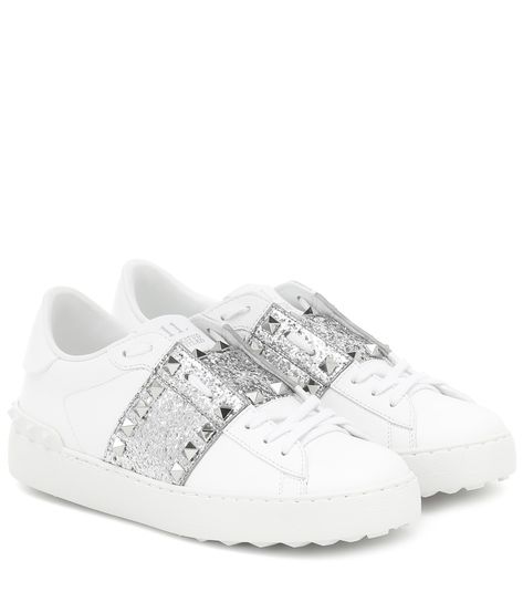 Luxury Glitter Sneakers, Valentino Shoes Sneakers, Valentino Garavani Sneakers, Valentino Sneakers, Diy Denim Jacket, Valentino Garavani Shoes, Shoe Wishlist, Glitter Sneakers, Denim Diy