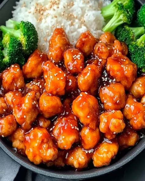 Baked Sweet and Sour Chicken | Easy & Delicious Recipe - optimal recipes Sweet And Sour Chicken Easy, Baked Sweet And Sour Chicken Recipe, Baked Sweet And Sour Chicken, Sweet And Sour Chicken Recipe, Sour Chicken Recipe, Weekday Lunches, Taco Spaghetti, Sweet And Sour Chicken, Sweet Sour Chicken