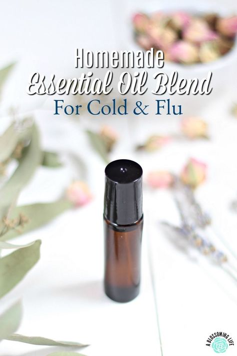 Essential Oil Blend For Cold & Flu {Kid Safe} Essential Oil Blends For Colds, Essential Oils For Colds, Essential Oil Roller Balls, Diy Essential Oil Recipes, Homemade Essential Oil, Yl Oils, Essential Oil Mixes, Health Blogger, Diy Products