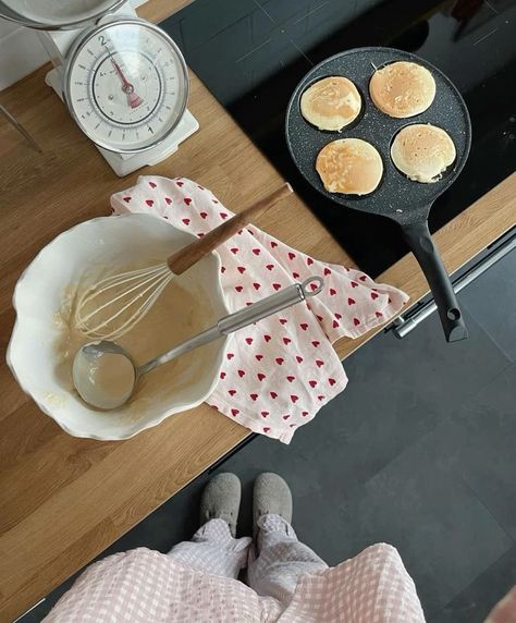 Pancakes Aesthetic, Paris Aesthetic, Morning Breakfast, Photo Instagram, Good Eats, Cooking And Baking, Girly Things, Food Lover, Nom Nom