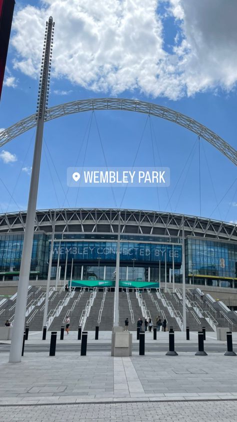 #arch #wembley #metro #park #station #instagram #location #england #football #stadium #sky #stories #inspo Wembley Stadium Football, College Stuff, London Pictures, Football Stadium, Wembley Stadium, England Football, London Travel, Travel Bucket List, Lyon