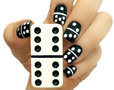 Domino Nails, Domino Effect, Nail Color Trends, Creative Nail Designs, Fashion Art Photography, Trending Art, Creative Nails, Mani Pedi, Nail Design