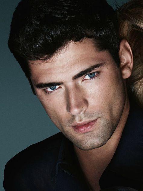 Sean O'pry Photoshoot, Acotar Cast, Hunter Eyes, Sean Opry, Majestic Men, Sean O'pry, Novel Characters, Beloved Book, Interesting Faces