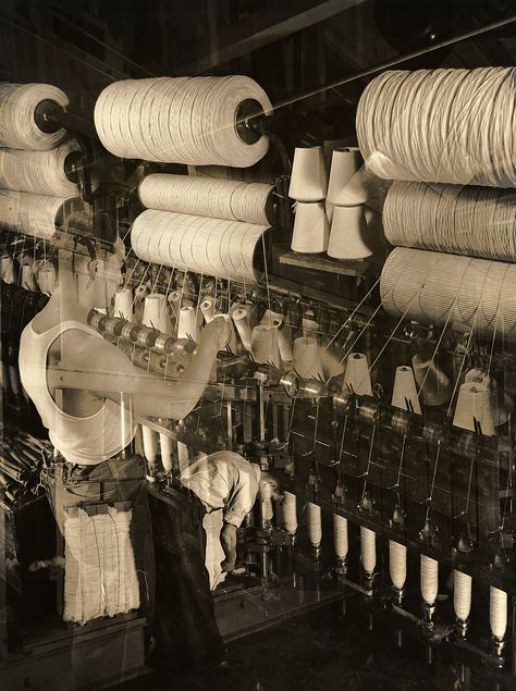 During the 1930's, Harold Costain visited the Esmond Textile mills in Esmond, Rhode Island on assignment to photograph a purportedly thriving American textile ... Hbo Rome, Cotton Spinning, Charles Sheeler, Sewing Atelier, Alexander Rodchenko, Textile Book, Textile Mill, Margaret Bourke White, Lewis Hine