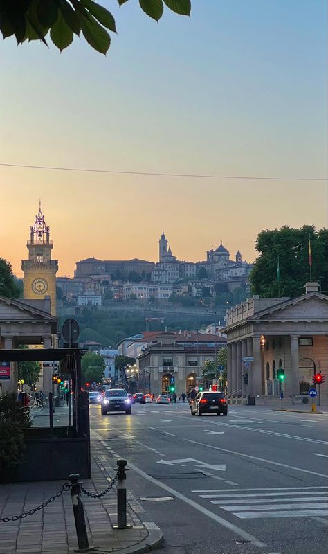 Bergamo Italy Aesthetic, Italy Bergamo, Italia Aesthetic, Dream Backyard Garden, Brazil Culture, Bergamo Italy, Best Filters For Instagram, Italy Aesthetic, Dream Backyard