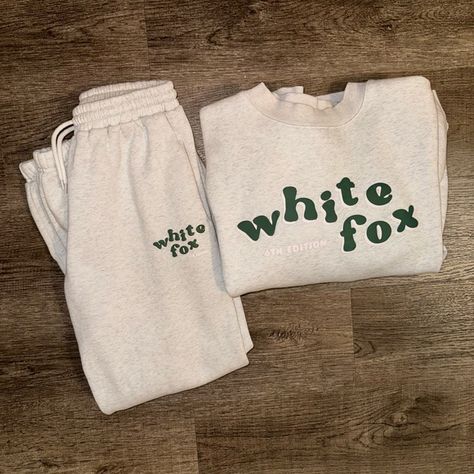 WHITE FOX 4th edition sweatshirt/sweatpants set in smoke White Fox Set, Fox Hoodie, Christmas List Ideas, White Fox Boutique, Hoodie Green, Sweatpants Set, Lauren White, List Ideas, White Fox