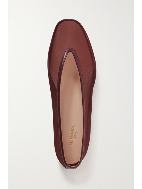 LE MONDE BERYL Luna leather-trimmed mesh ballet flats | NET-A-PORTER Mesh Flats, Gucci Eyewear, Womens Ballet Flats, Boot Pumps, Pump Sandals, Beauty Accessories, Ballerinas, Manolo Blahnik, Net A Porter