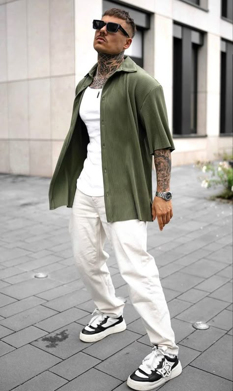 Dj Style, Bae Style, Sporty Outfits Men, Mens Smart Casual Outfits, Outfit Oversize, Mens Casual Outfits Summer, Smart Casual Men, Baggy Clothes, Mens Fashion Streetwear